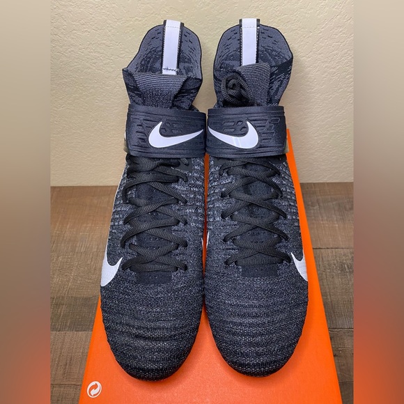 NEW Nike Alpha Menace Elite 2 “Black” Football Cleats
- Size 12 for Men. main image 7